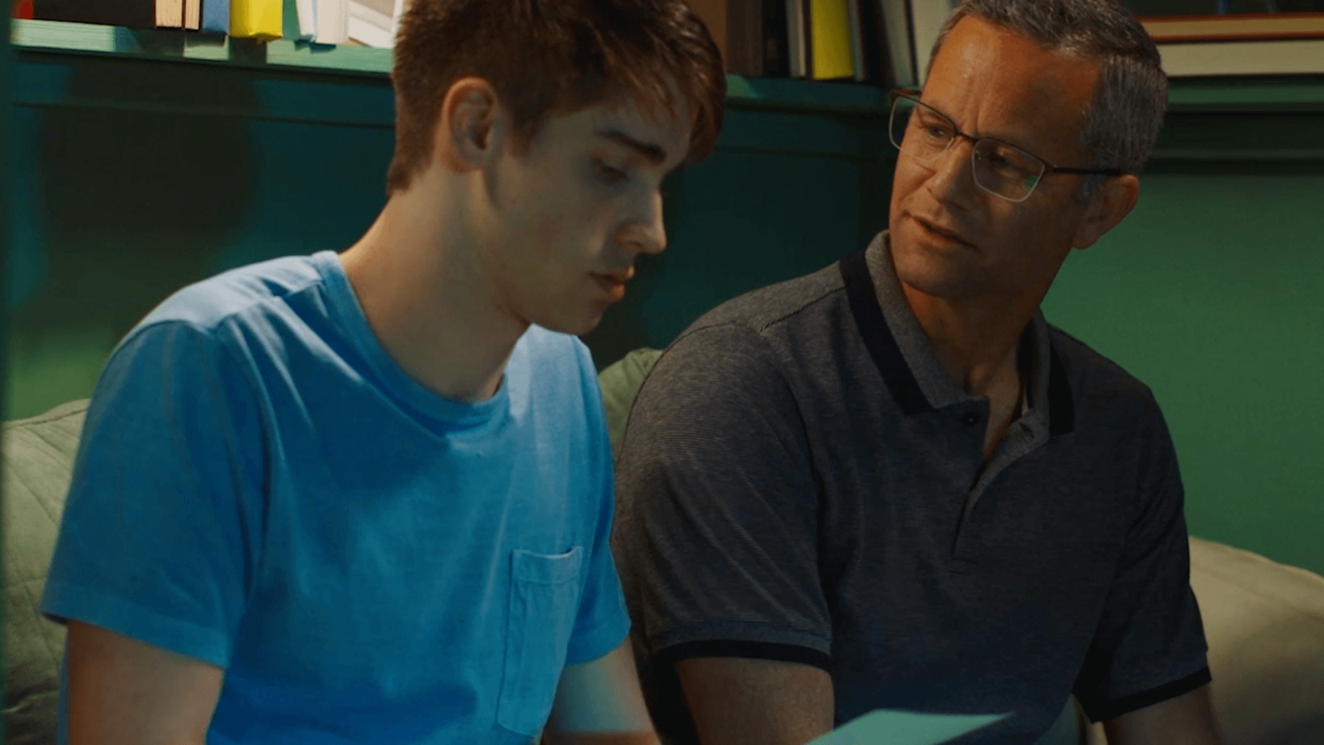 Lifemark Full Length Trailer